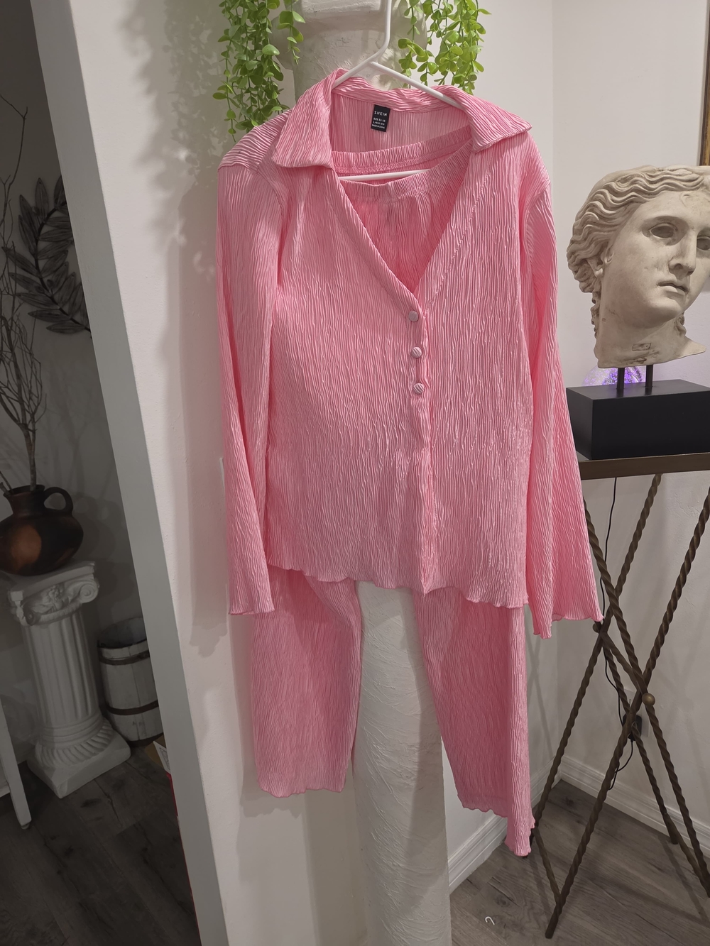SHEIN Pink Pleated Button-Front Top & Wide-Leg Pants Set